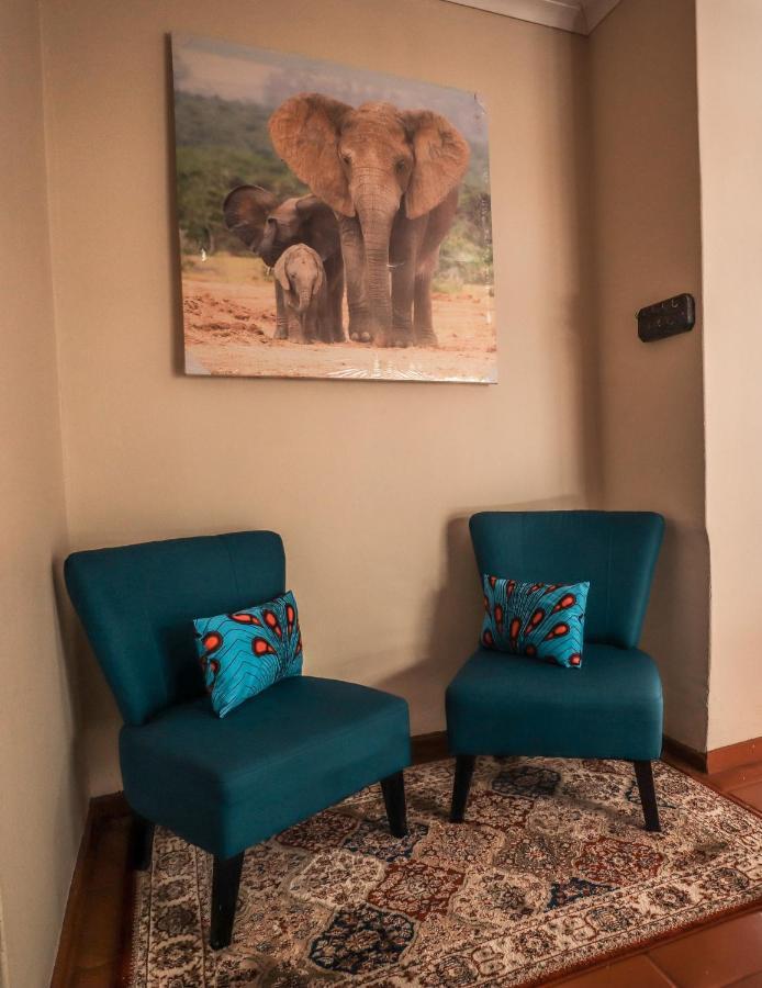 Menlyn Maine: The Exquisite Lunette Pretoria-Noord Buitenkant foto